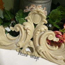 Load image into Gallery viewer, Extra Large Garland Applique / Embellishment - Measuring 53.5cm long x 17cm high x 2cm thick at widest points.  French inspired Appliques.  Embellishments.  Appliques.  Furniture Moulds.  Appliques Brisbane.
