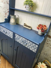 Load image into Gallery viewer, Blue &amp; White Hutch
